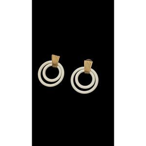 Crown‎ Trifari Double Hoop Lucite Gold Tone Earrings Vintage